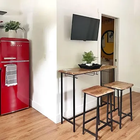 L Studio Traverse Close To Downtown And Beach Traverse City Extérieur photo